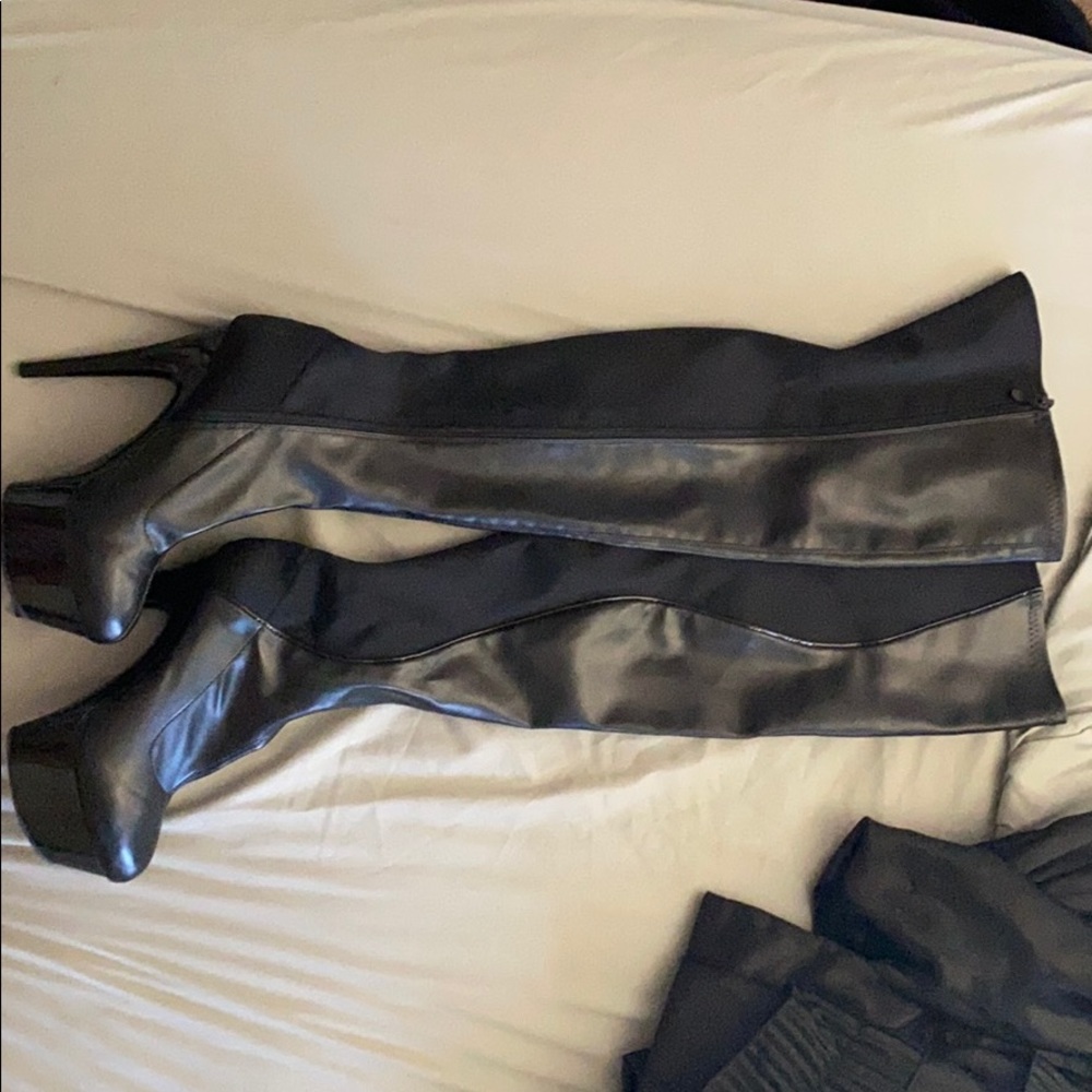 6 Pointed stiletto Stretch Lyrica KNEE High Boot